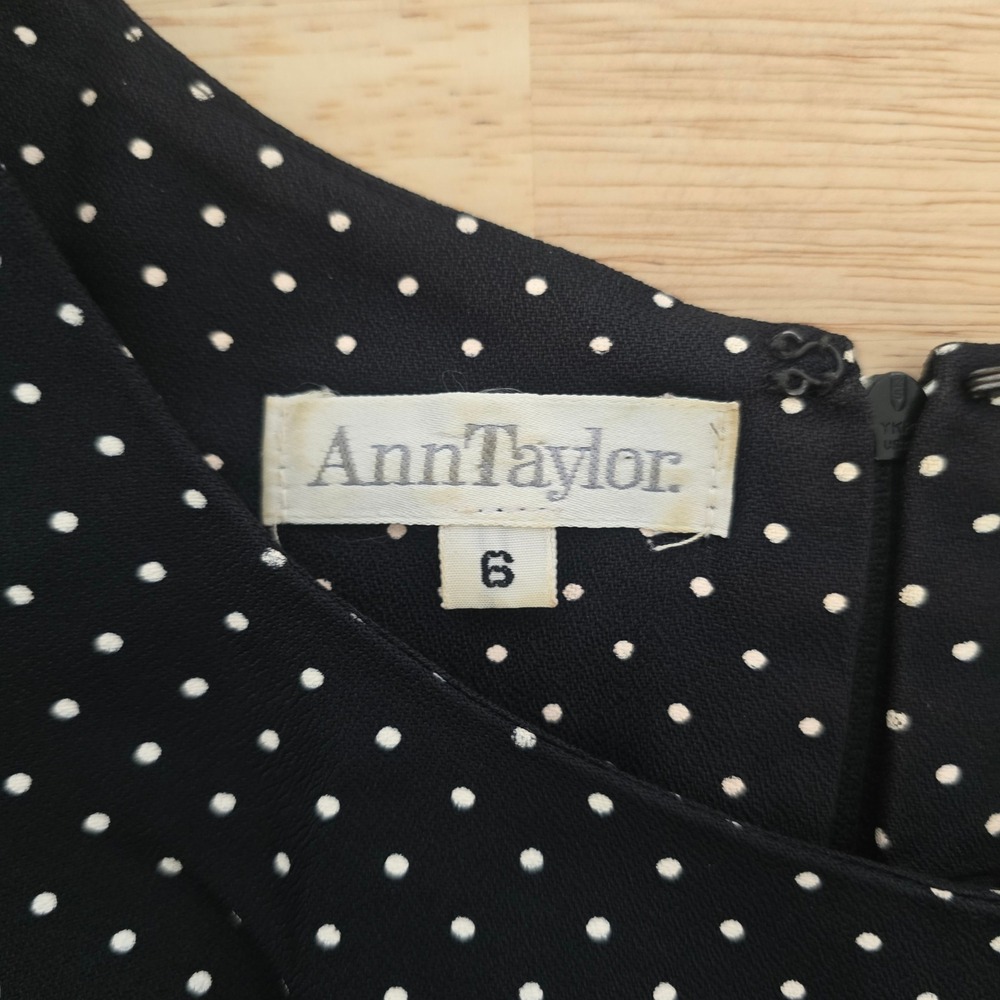 Ann Taylor Vintage Polka Dot Sheath Dress Black White Short Sleeve Size 6 USA - Picture 3 of 9